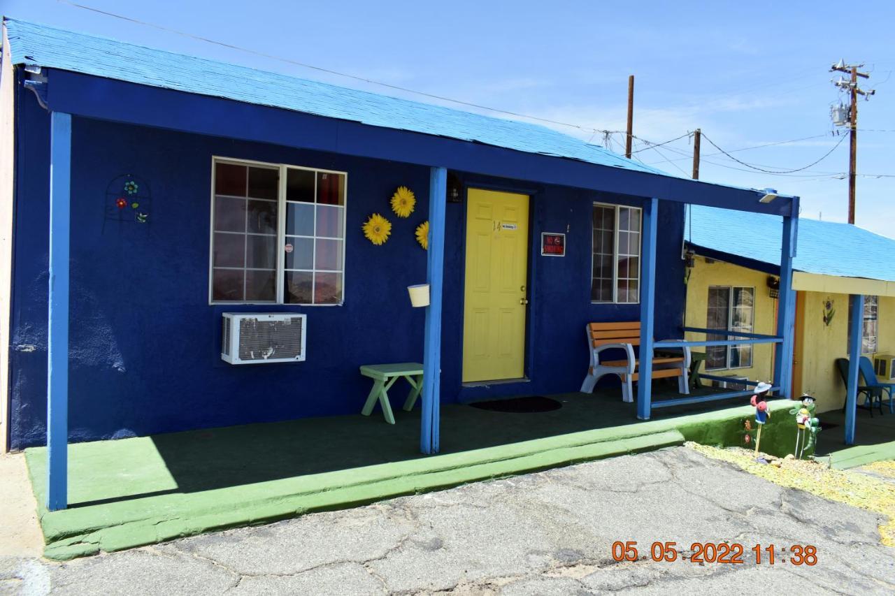 9 Palms Inn Twentynine Palms Exterior foto